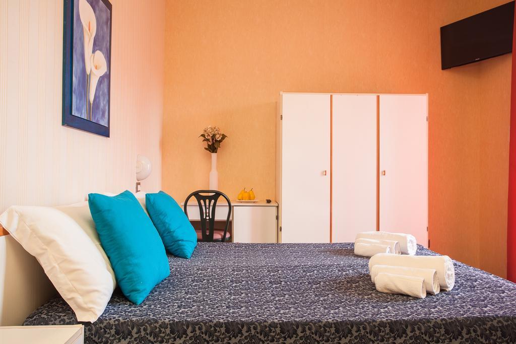Club Hotel Residence Чезенатико Номер фото